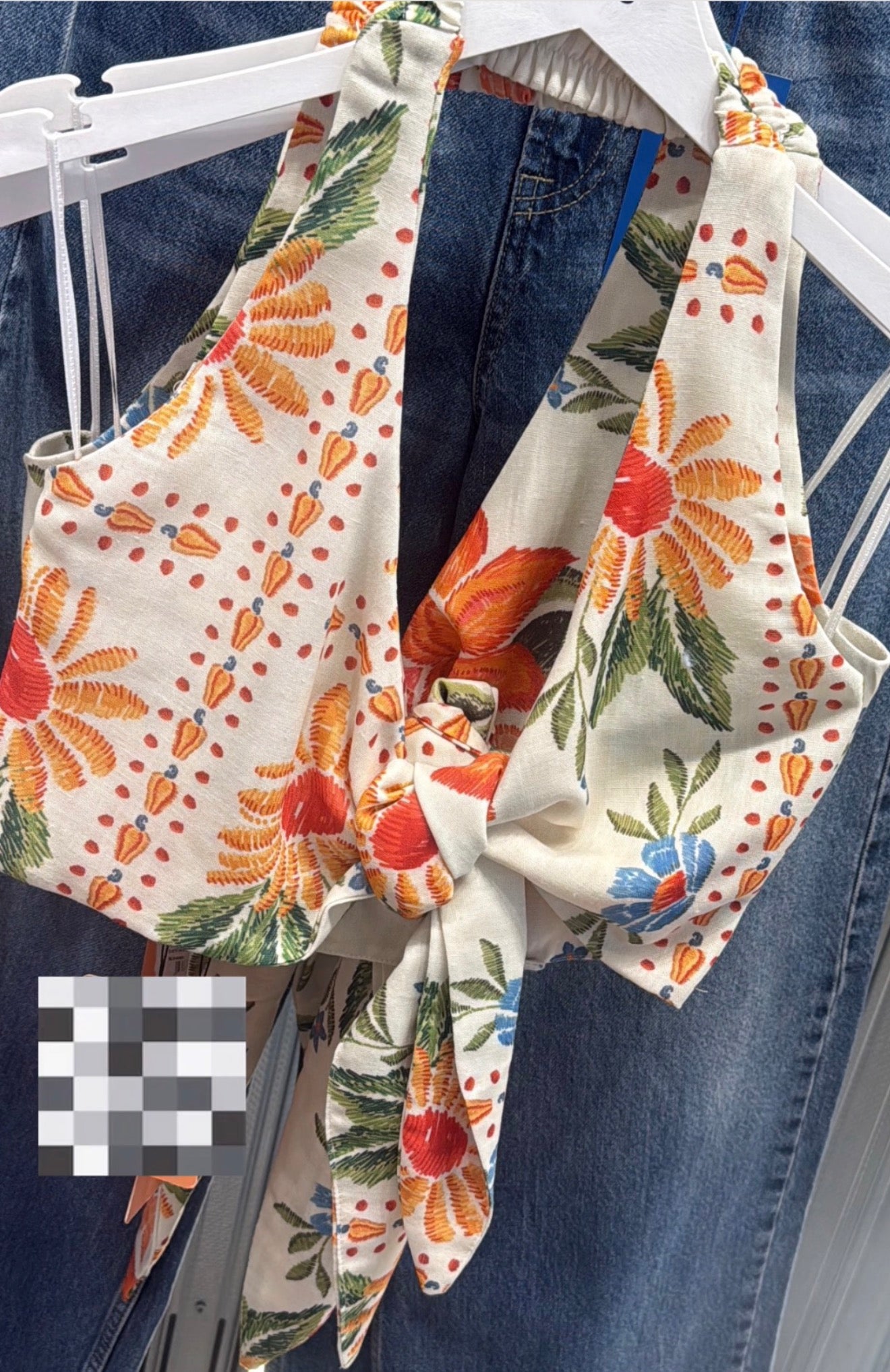 Bahamas top