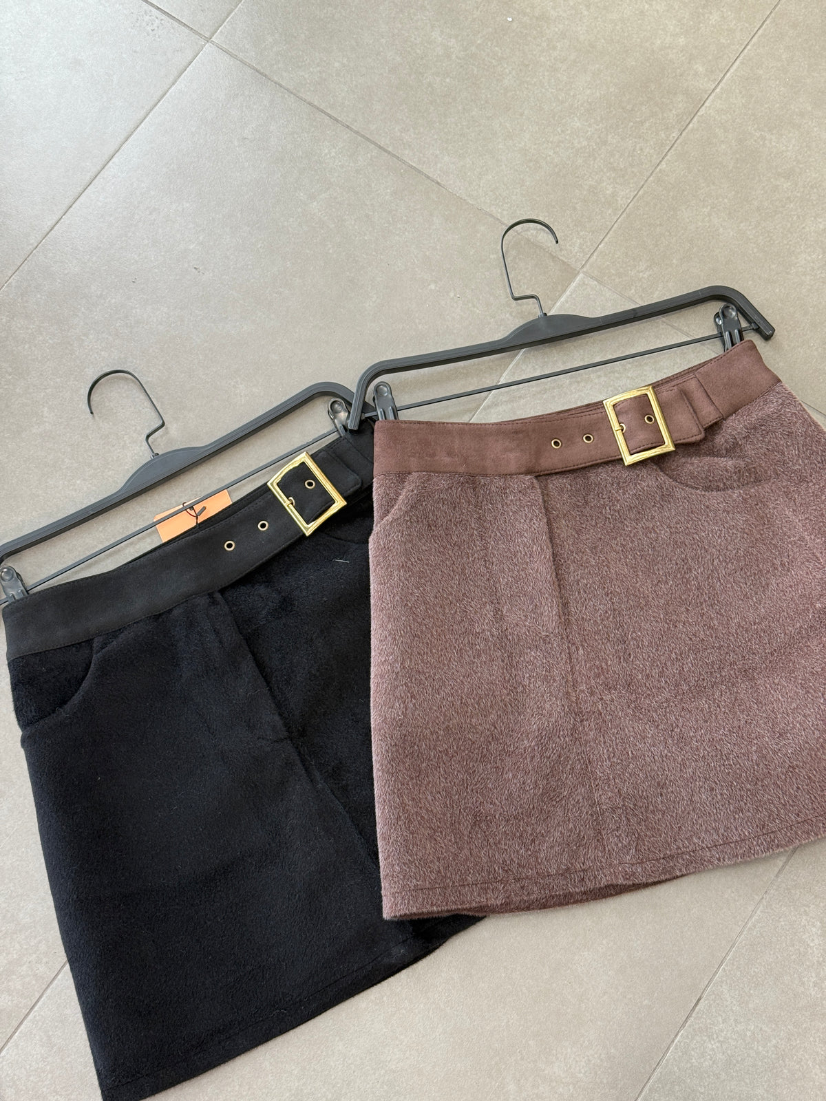 Anni skirt