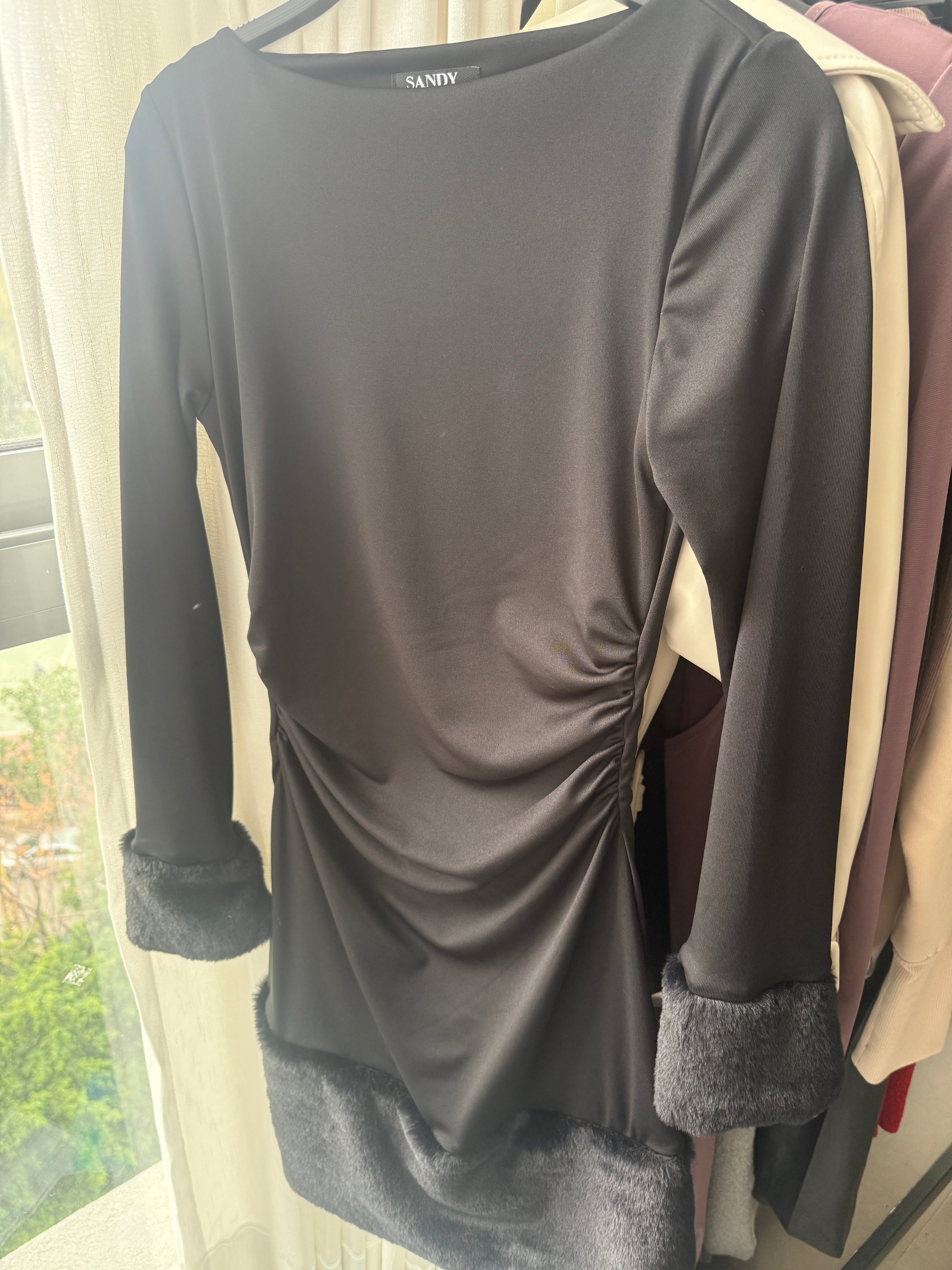 Sandy dress